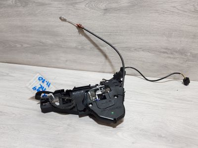 Кронштейн ручки двери передней левой для Mercedes M-klasse W164 ML 2005-2011