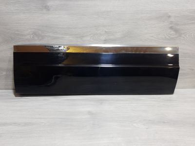 Молдинг двери правый задний для Volkswagen Touareg 2018-