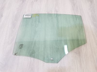 Стекло двери задней левой для Volvo S60 2010-2018