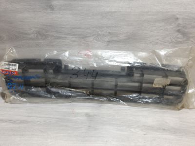 Решётка в бампер центральная для KIA Sportage 2004-2010