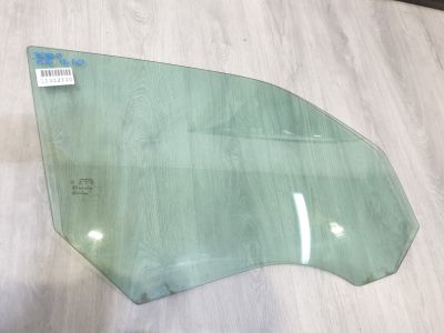 Стекло двери передней правой для Chrysler 300C 2004-2010