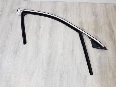 Уплотнитель стекла двери передней правый для Mercedes GLC-klasse X253 2015-