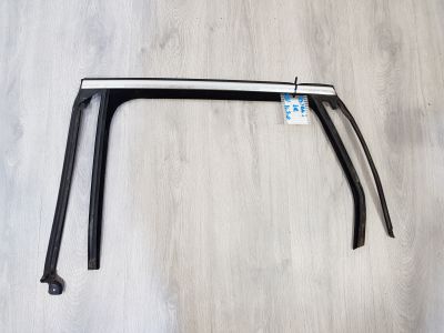 Уплотнитель стекла двери задний левый для Opel Astra J 2009-2017