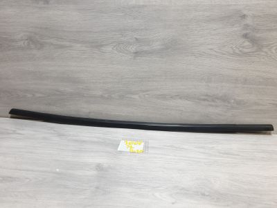 Молдинг стекла задней левой двери для Peugeot 3008 2009-2016