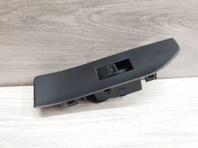 Кнопка стеклоподъемника для Toyota Verso 2009-2018