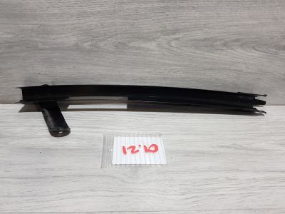 Направляющая стекла задней левой двери для Nissan Pathfinder R51 2005-2014