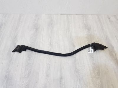 Уплотнитель стекла двери задний левый для Land Rover Range Rover Evoque 2011-2018