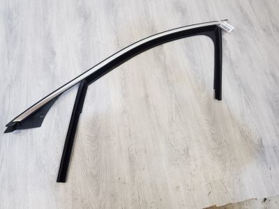 Уплотнитель стекла передней левой двери для Mercedes C-klasse W205 2014-