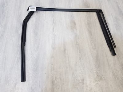 Уплотнитель стекла двери задний правый для Audi Q7 4M 2015-