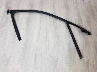 Уплотнитель стекла передней левой двери для Mercedes GLC-klasse X253 2015-