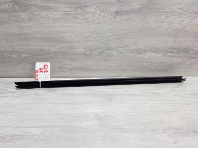 Накладка стекла задней правой двери для Audi Q3 8U 2012-2018