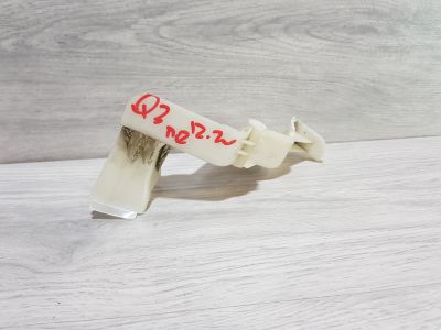 Кронштейн замка двери передний правый для Audi Q3 8U 2012-2018