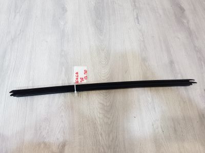 Накладка стекла задней правой двери для Ford Kuga 2012-2019