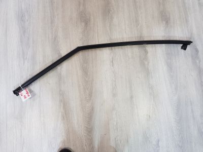 Уплотнитель рамки двери передней правой для Land Rover Range Rover Evoque 2011-2018