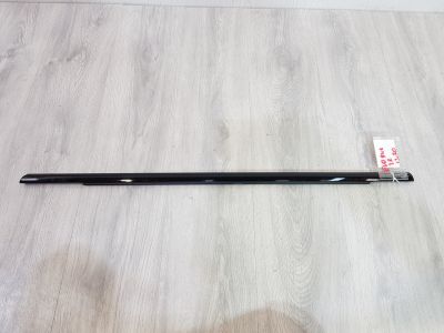 Молдинг стекла задней правой двери для Land Rover Range Rover Evoque 2011-2018