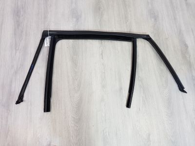 Уплотнитель стекла двери задний левый для Mercedes GLC-klasse X253 2015-