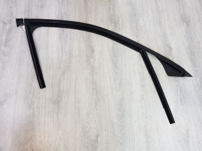 Уплотнитель стекла передней правой двери для Mercedes GLC-klasse X253 2015-