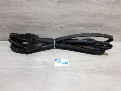 Уплотнитель двери задней правой для Lexus NX Z10 2014-