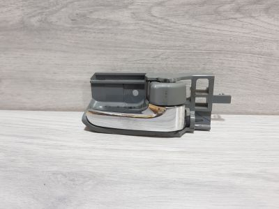 Ручка двери внутренняя правая для Toyota Hilux 2005-2015