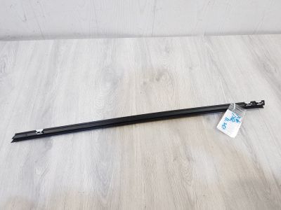 Молдинг стекла передней правой двери для BMW X6 E71 E72 2007-2014
