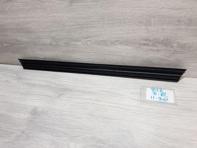 Накладка стекла задней правой двери для Mercedes E-klasse W212 2009-2016