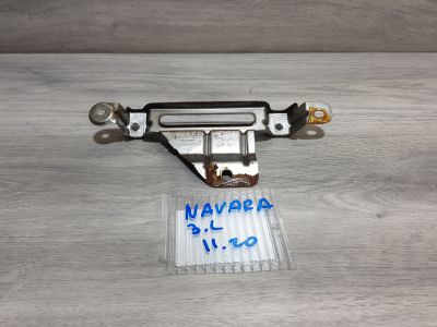 Кронштейн обшивки двери задней левой для Nissan Navara D40 2005-2015