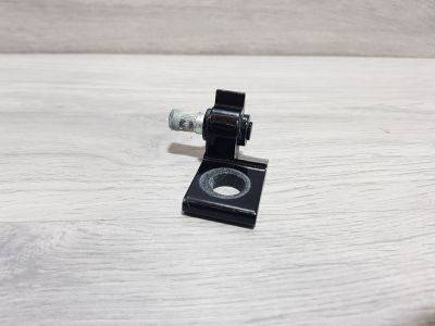 Петля двери задней правой нижняя для Volkswagen Touareg 2018-