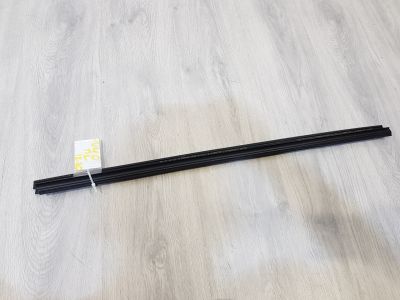 Накладка стекла переднего левого для Volvo V40 (V40 Cross Country) 2012-