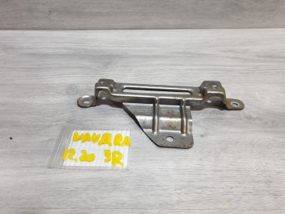 Кронштейн обшивки двери задней правой для Nissan Navara D40 2005-2015