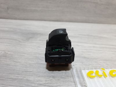 Кнопка стеклоподъемника для Renault Clio 4 2012-2019