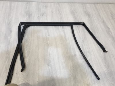 Направляющая стекла задней левой двери для BMW X3 F25 2010-2017