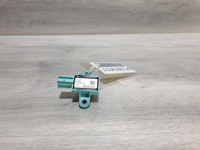 Датчик Airbag для Audi Q5 8R 2008-2017