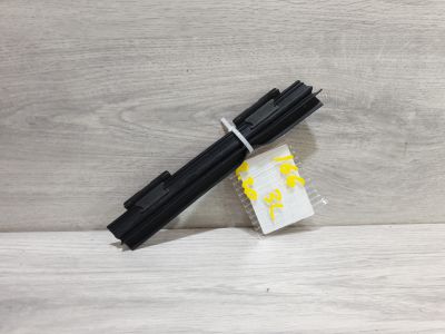 Накладка стекла задней левой двери для Mercedes GL-klasse X166 GL GLS 2012-