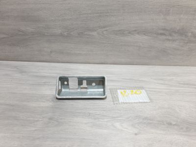 Кронштейн кнопки открывания багажника для Audi Q3 8U 2012-2018