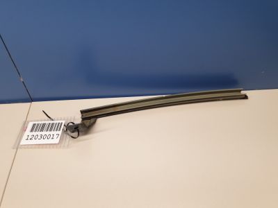 Направляющая стекла передней правой двери для Subaru Tribeca B9 2005-2014