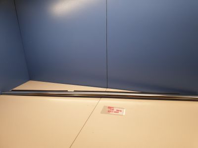 Молдинг стекла задней правой двери для Mercedes S-klasse W221 2005-2013