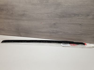 Молдинг лобового стекла правый для BMW X6 F16 2014-2020