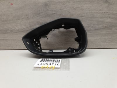 Рамка зеркала правого для Audi A4 B9 2015-