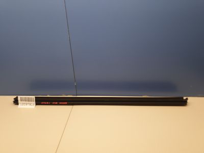 Накладка стекла передней правой двери для Mercedes C-klasse W205 2014-