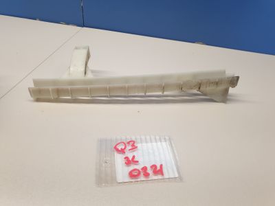 Направляющая стекла задней левой двери для Audi Q3 8U 2012-2018