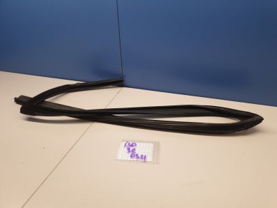 Уплотнитель стекла двери задний правый для Hyundai i30 2012-2017