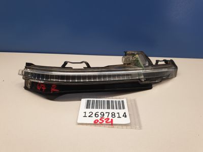 Указатель поворота в зеркало правый для Audi Q7 4M 2015-