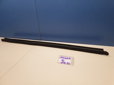 Накладка стекла передней левой двери для Opel Insignia 2008-2017