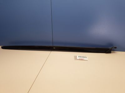 Накладка лобового стекла правая для Peugeot 5008 T87 2016-