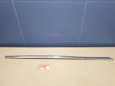 Молдинг двери левый передний для Cadillac XT5 2016-