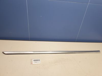 Молдинг двери левый передний для Cadillac XT5 2016-