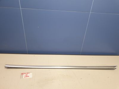 Молдинг двери правый передний для Cadillac XT5 2016-