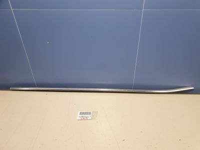 Молдинг стекла передней правой двери для Skoda Superb 3V 2015-