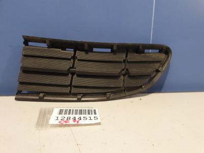 Решётка в бампер правая для Toyota RAV 4 2013-2019