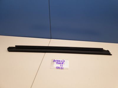 Накладка стекла задней левой двери для Toyota Avensis T27 2008-2018